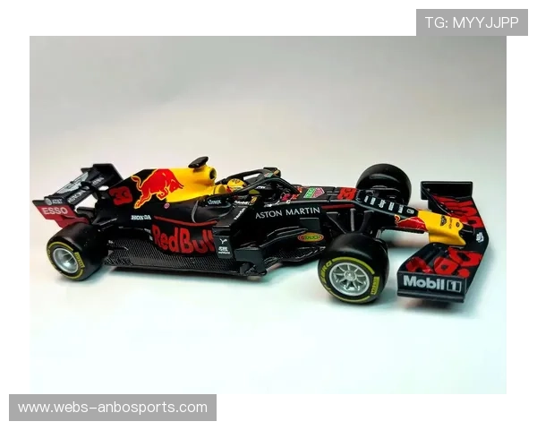 维斯塔潘计划更换3号车标，但需获得里卡多许可